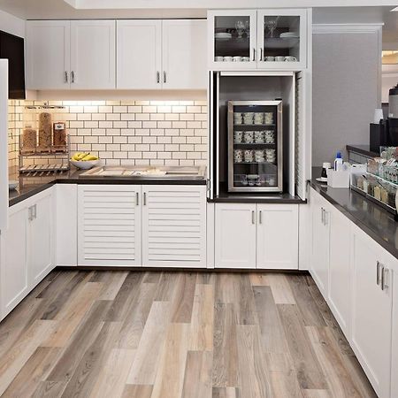 Residence Inn By Marriott Tysons Tysons Corner Bagian luar foto