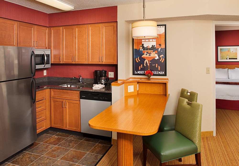 Residence Inn By Marriott Tysons Tysons Corner Bagian luar foto