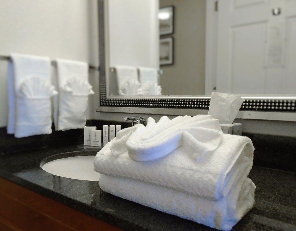 Residence Inn By Marriott Tysons Tysons Corner Bagian luar foto