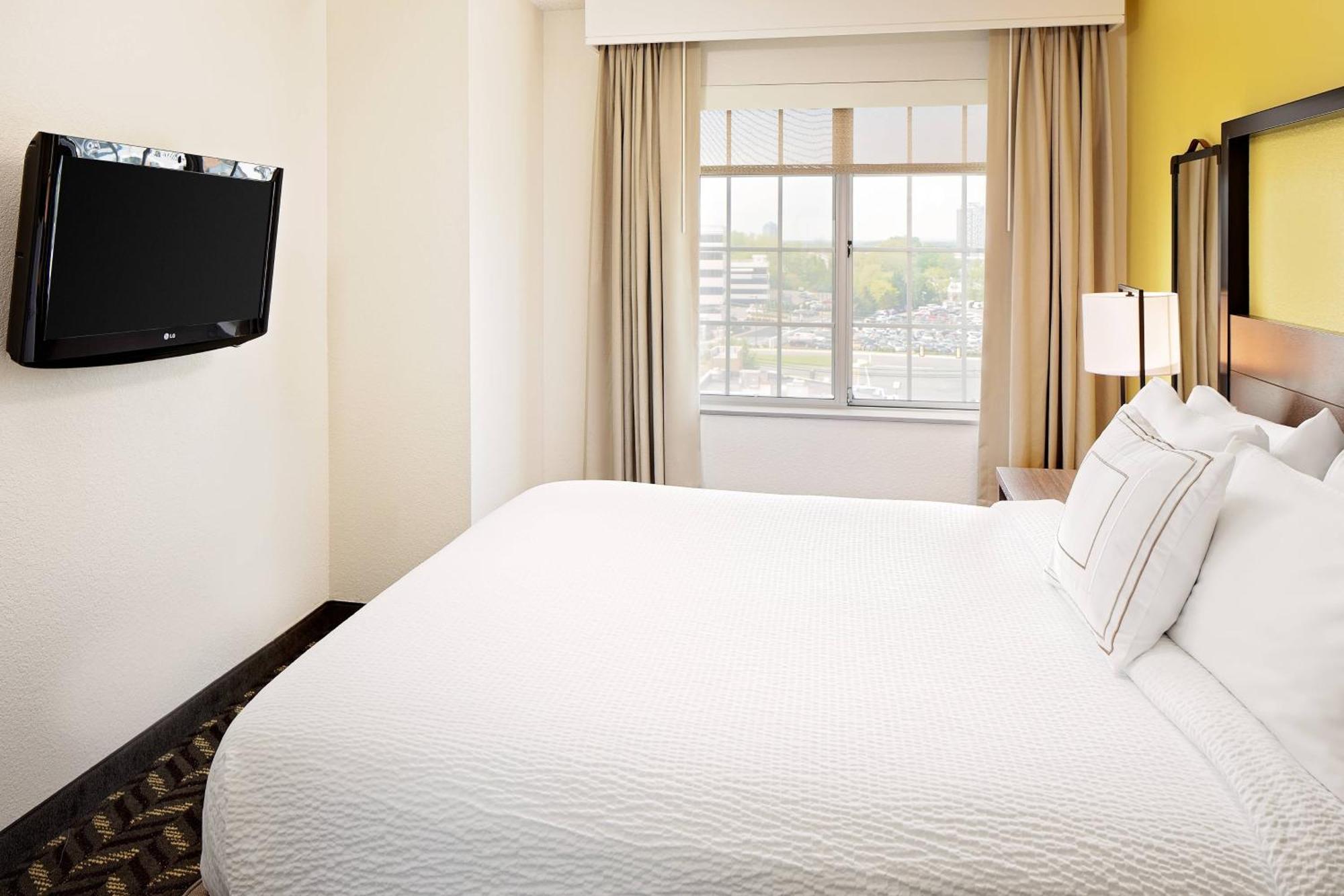 Residence Inn By Marriott Tysons Tysons Corner Bagian luar foto