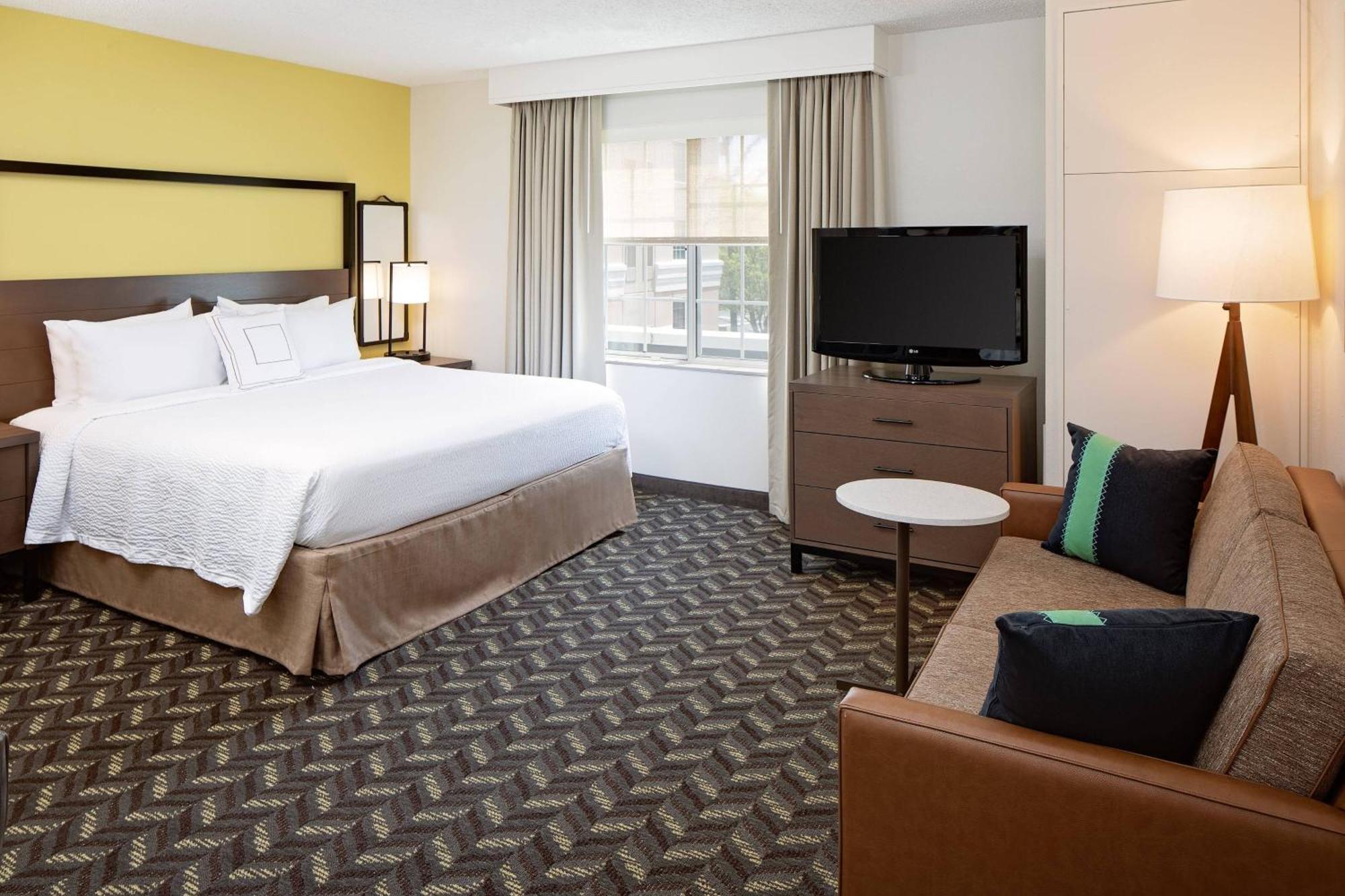 Residence Inn By Marriott Tysons Tysons Corner Bagian luar foto