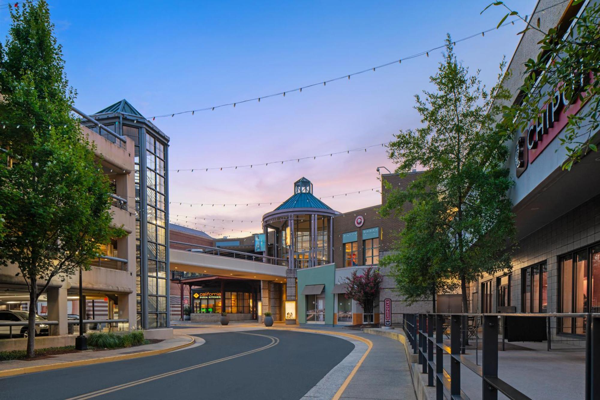 Residence Inn By Marriott Tysons Tysons Corner Bagian luar foto