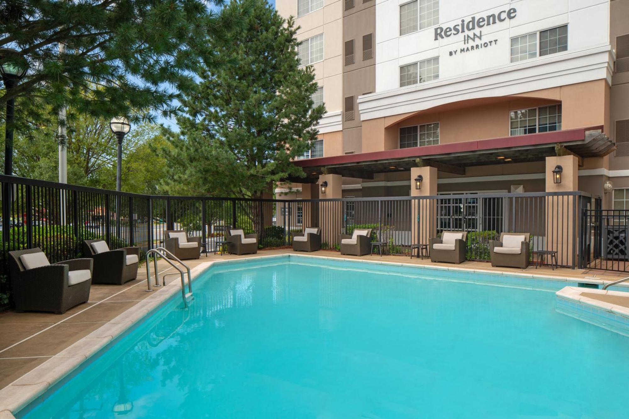 Residence Inn By Marriott Tysons Tysons Corner Bagian luar foto