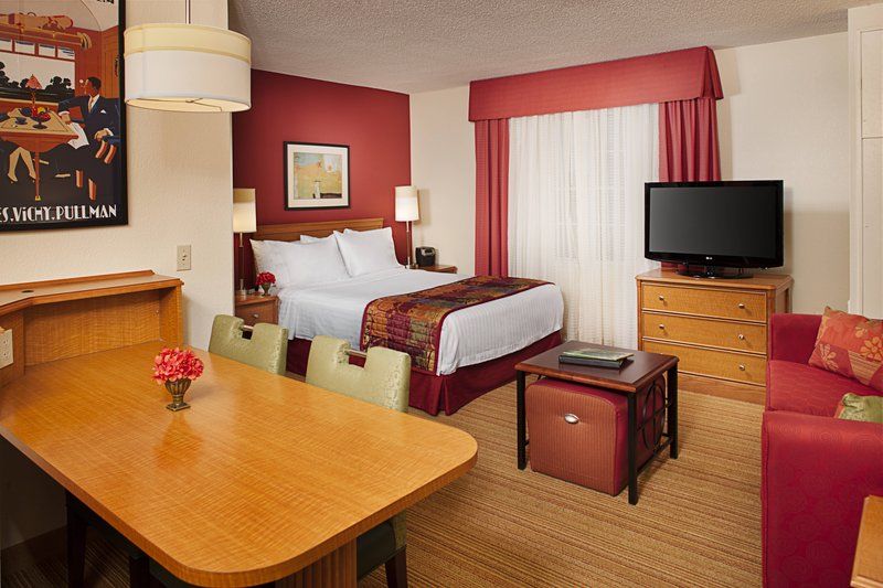Residence Inn By Marriott Tysons Tysons Corner Bagian luar foto