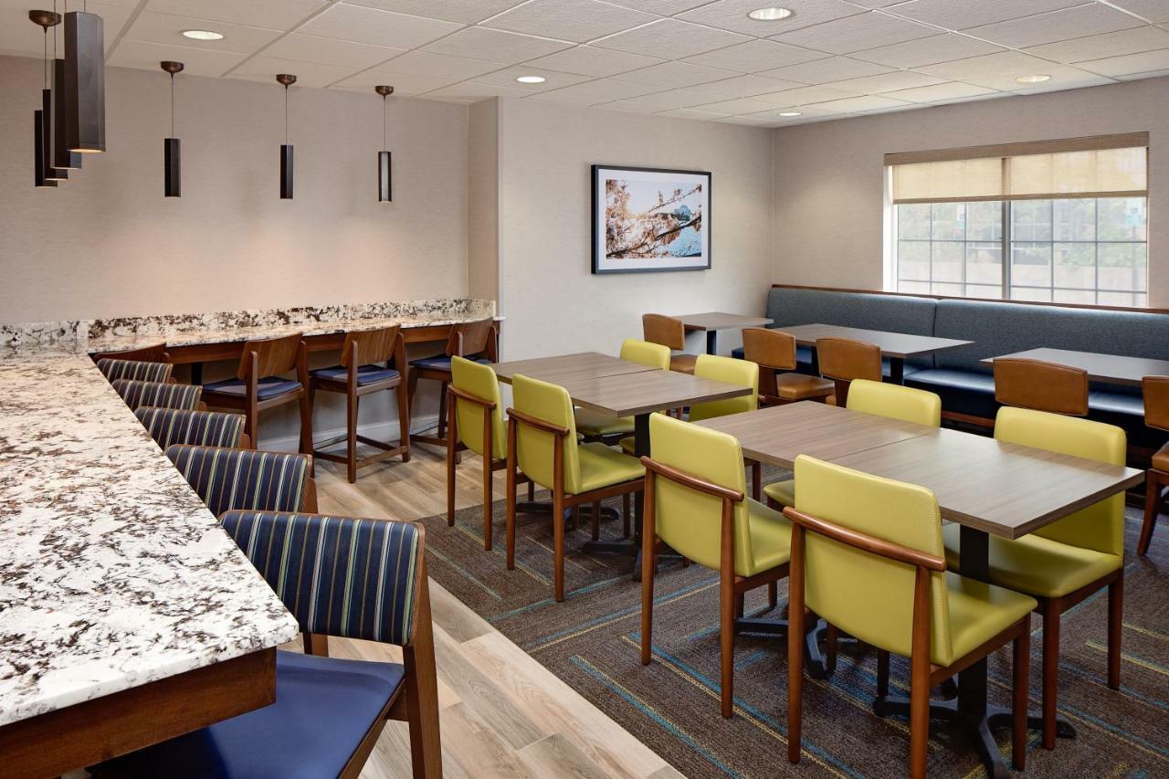 Residence Inn By Marriott Tysons Tysons Corner Bagian luar foto