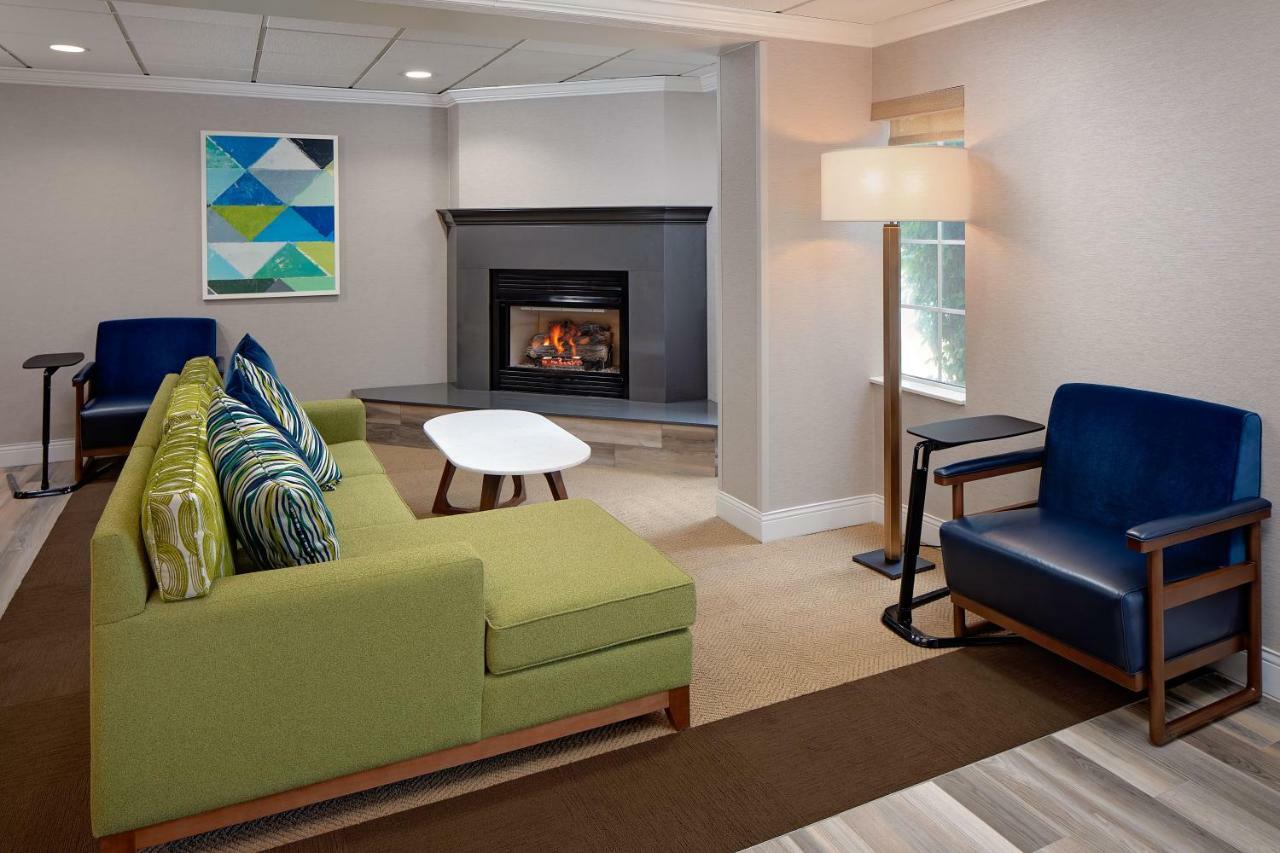 Residence Inn By Marriott Tysons Tysons Corner Bagian luar foto
